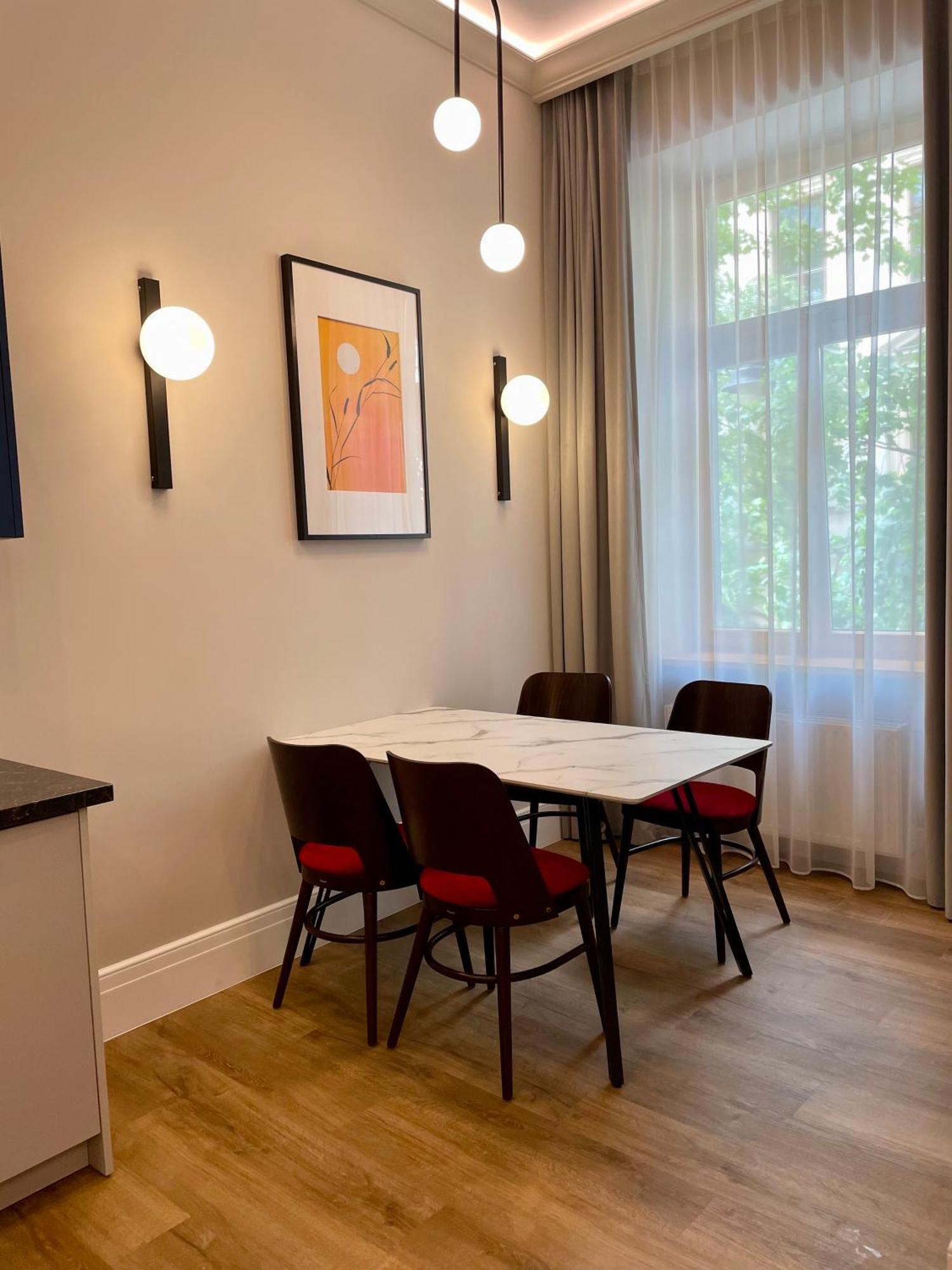 Golden Queen Apartments City Center Cracovia Esterno foto